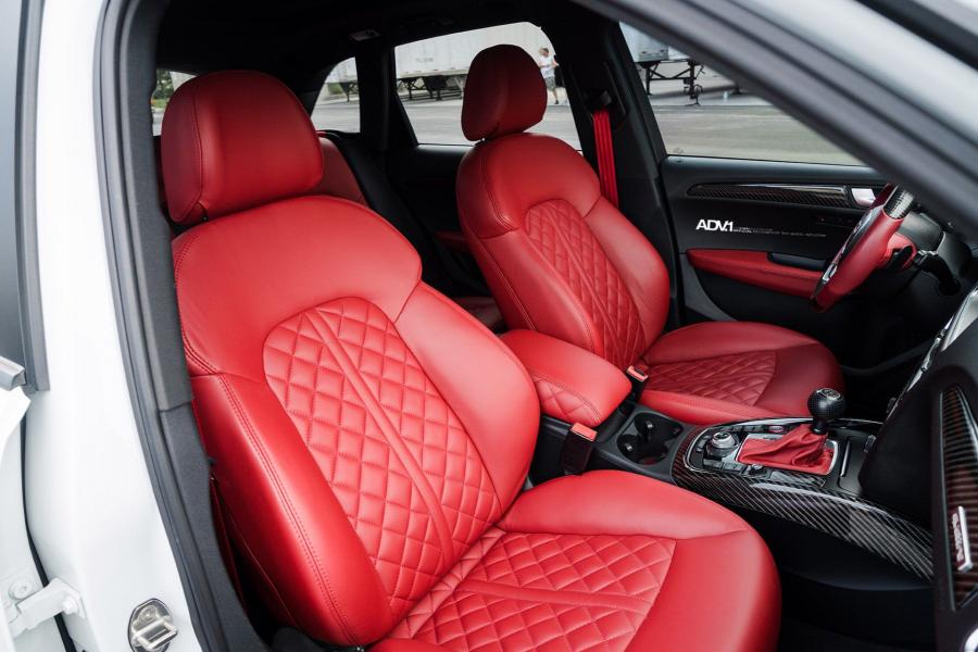Интерьер Audi Q5 on ADV.1 Wheels (ADV08 TRACK FUNCTION) 2018 года  (фото 32 из 40)
